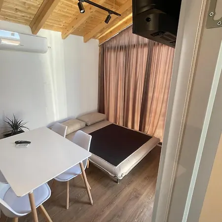Villa The Bungalow's Golem (Tirana)
